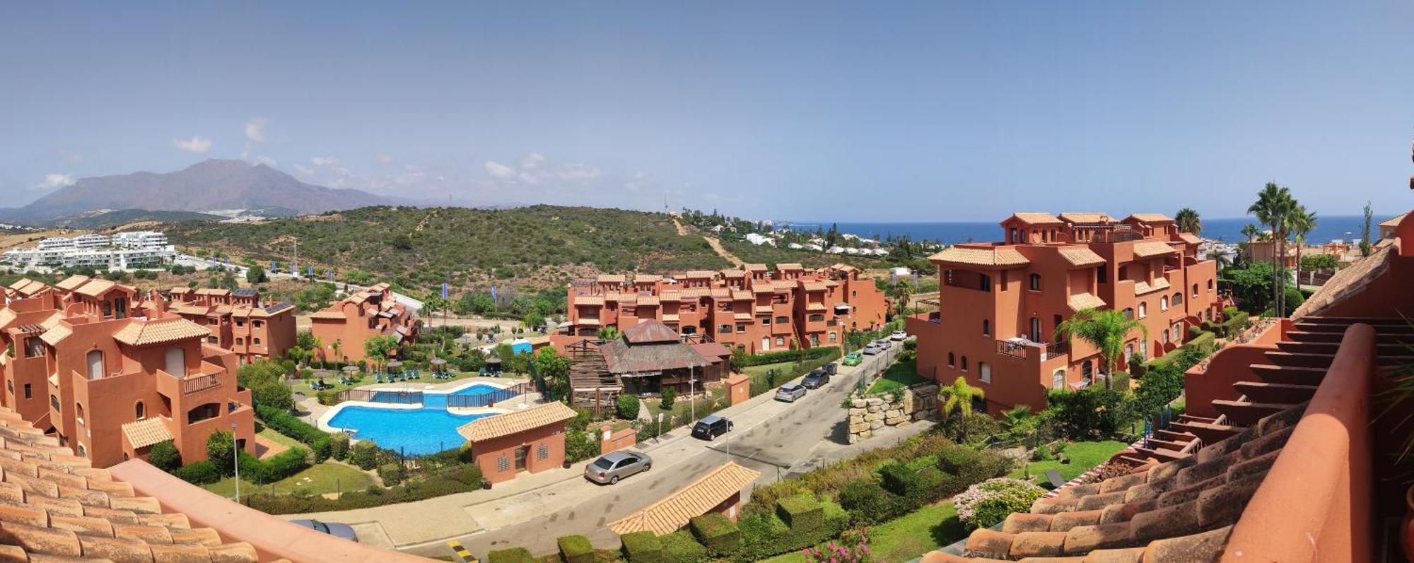 Duplex Penthouse In Estepona- Mountain And Sea Views Apartment Екстериор снимка